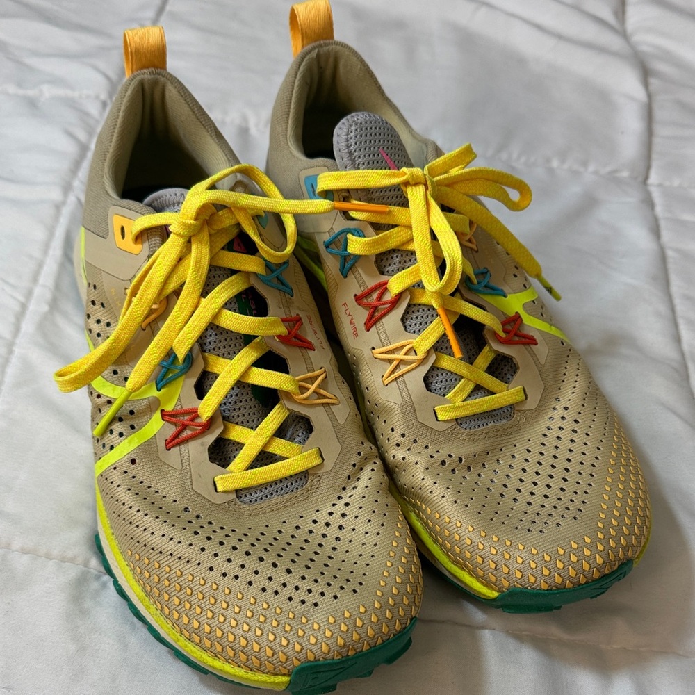 Nike Women's Beige Sneakers with Yellow Laces and Multicolor Accents